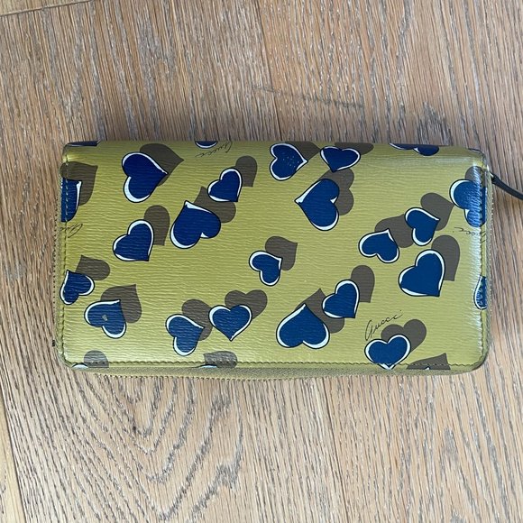Gucci Heartbeat Green Wallet - Picture 3 of 4